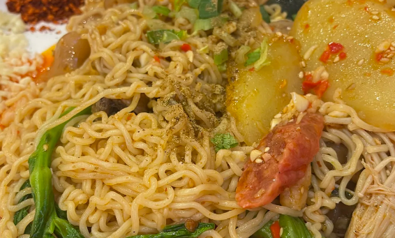推薦本地人喜歡的冒菜，帽牌貨冒菜